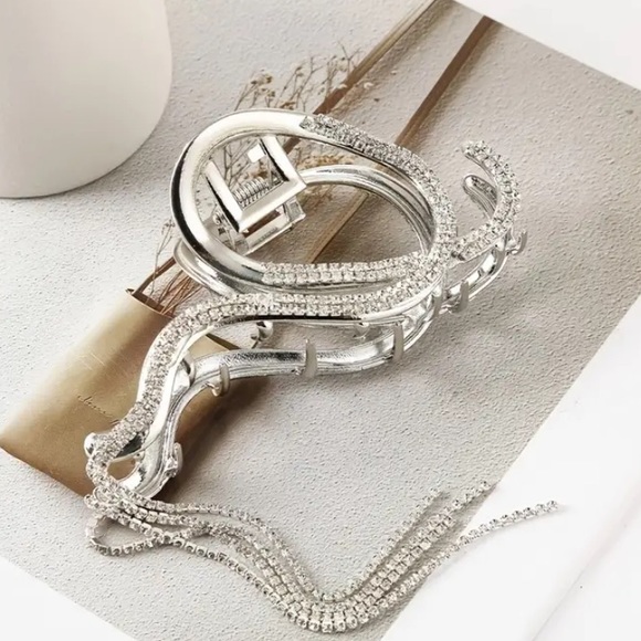 Rhinestone Tassel Geometric Hair Claw Hair Accessory - Picture 4 of 7